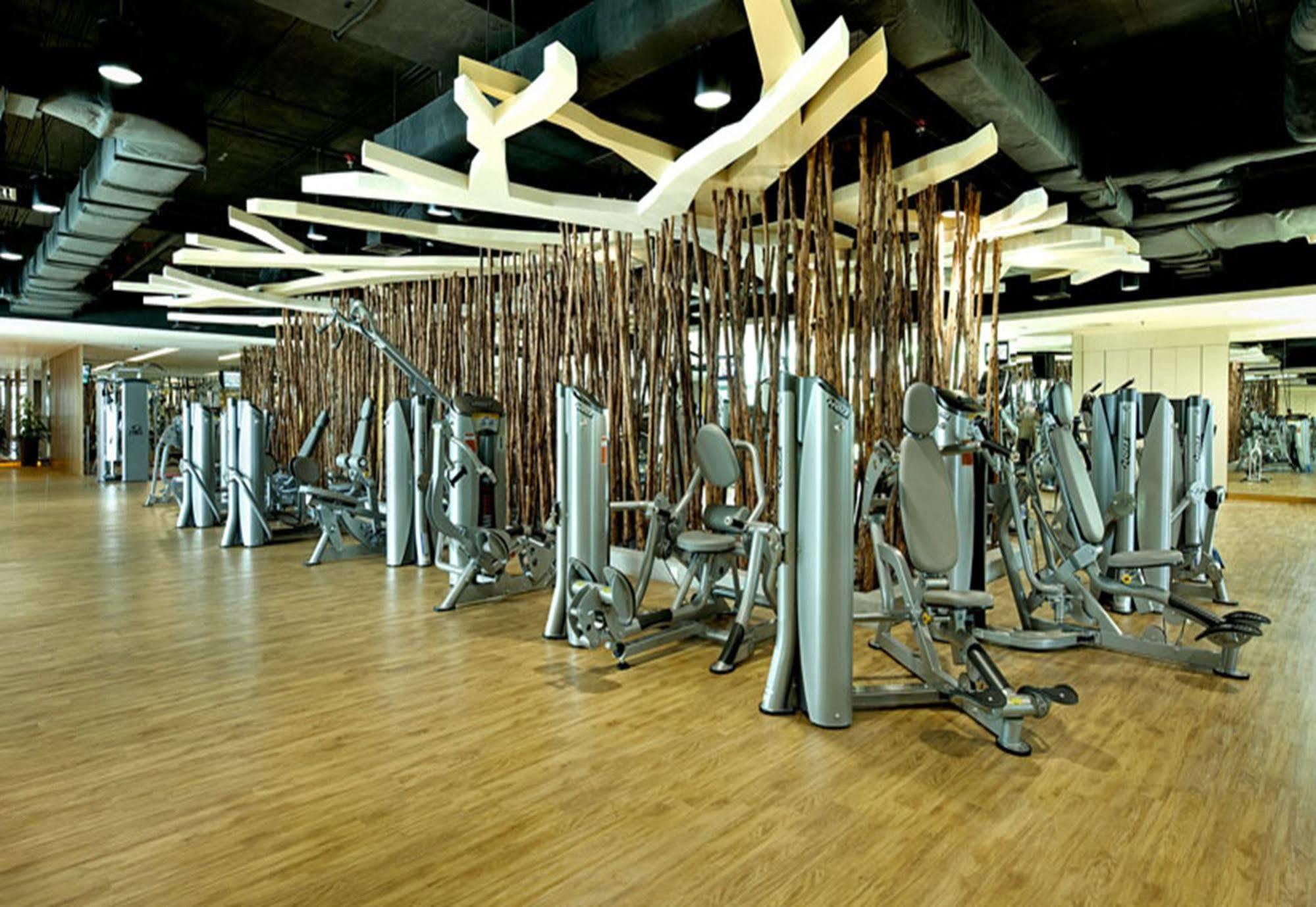 Gtower Hotel Κουάλα Λουμπούρ Εξωτερικό φωτογραφία The gym at the Shangri-La Hotel, Kuala Lumpur