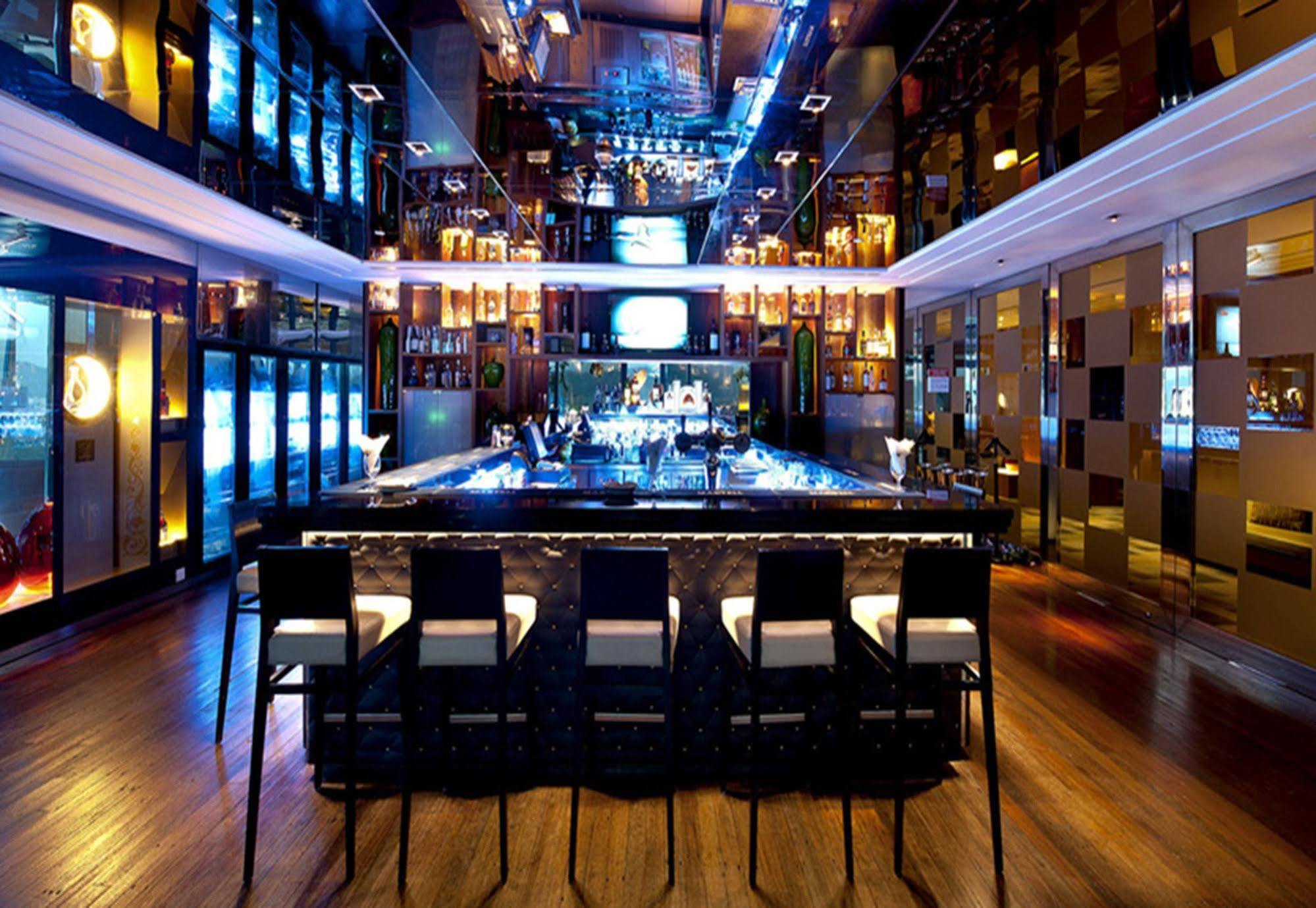 Gtower Hotel Κουάλα Λουμπούρ Εξωτερικό φωτογραφία The bar at the 1919