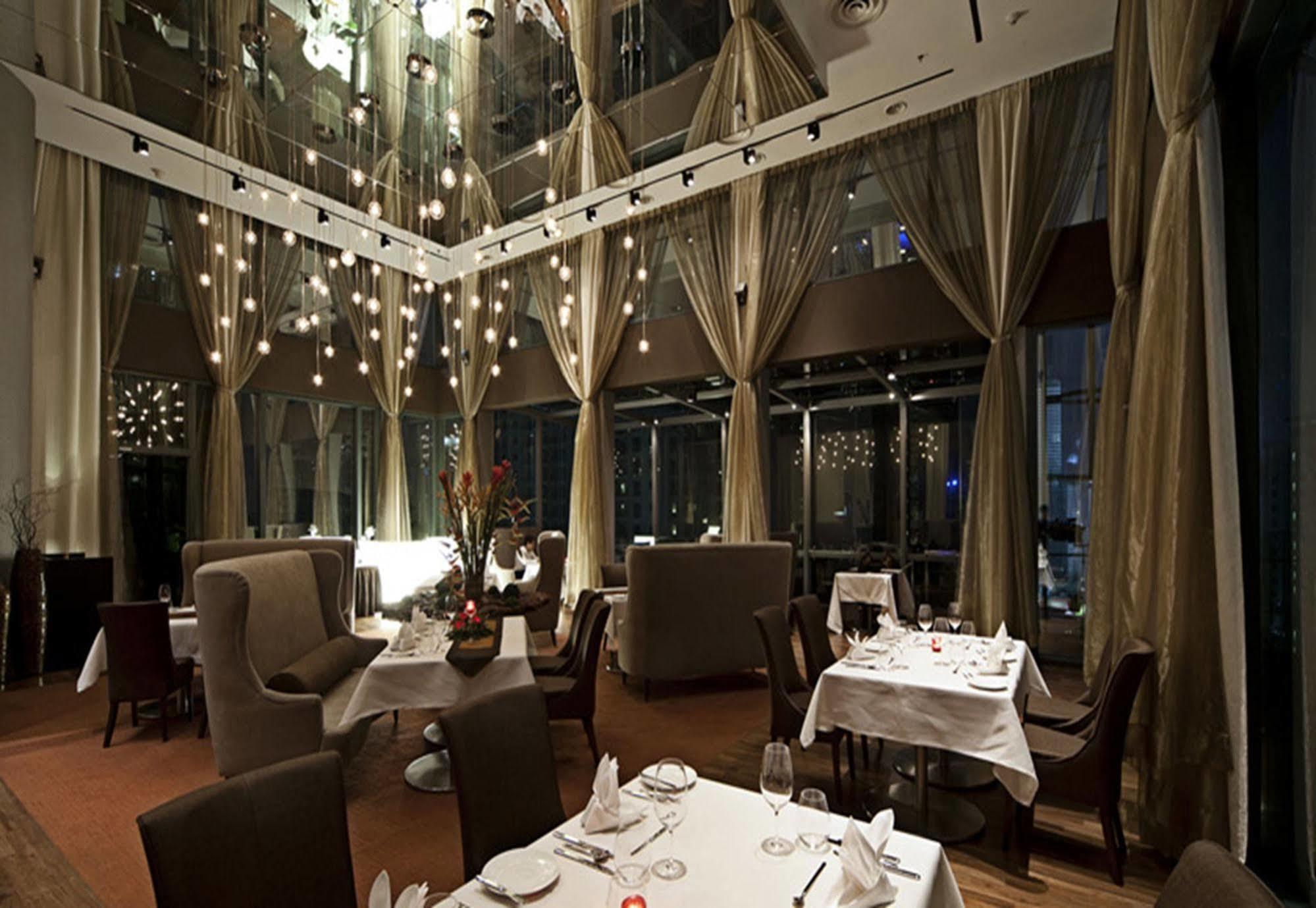 Gtower Hotel Κουάλα Λουμπούρ Εξωτερικό φωτογραφία The interior of the restaurant